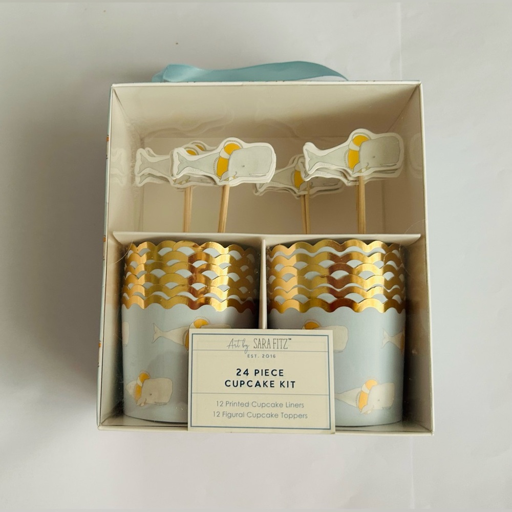 New Cupcake Kit Art by Sara Fitz Whales 12  Liners 12 Toppers Nantucket AKC